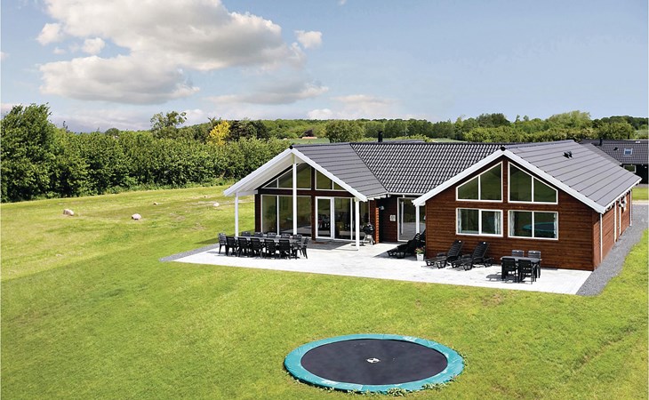 Nice home in Bogense with kitchen 1