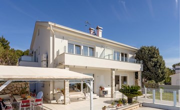 3 bedroom beautiful apartment in Banjol 2