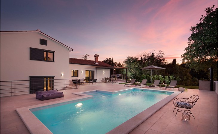 Tolles Zuhause in Vinez 1