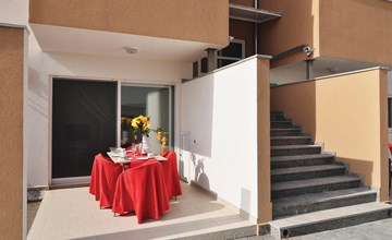 Schöne Wohnung in Nin 2