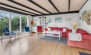 Beautiful home in Rønne with WiFi 3