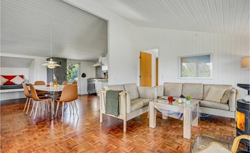 Beautiful home in Ebeltoft with WiFi 3