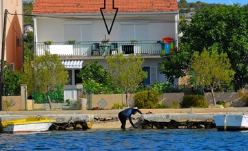 Wohnung in Poljica mit Garten und Terrasse 3