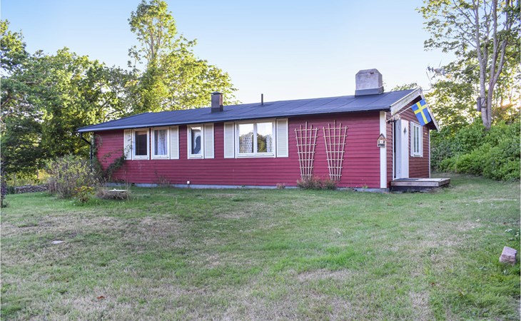 3 bedroom lovely home in Torhamn 1