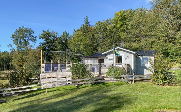 Cozy home in Tranås with lake view 1