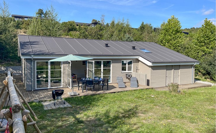 Amazing home in Ebeltoft with Sauna and 5 Bedrooms 1