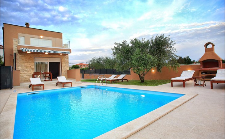 Villa L&T Nin 1