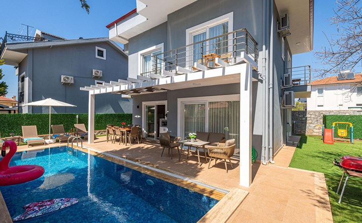 Große für Villa bis zu 9 Personen 1