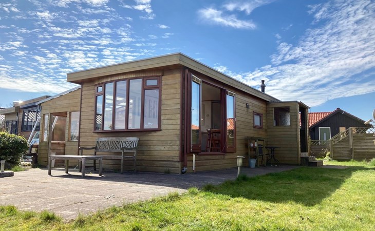 Haus Sonnenschein mit Blick auf das Lauwersmeer 1
