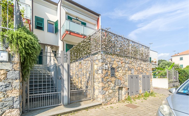 2 bedroom stunning home in Vado Ligure 1