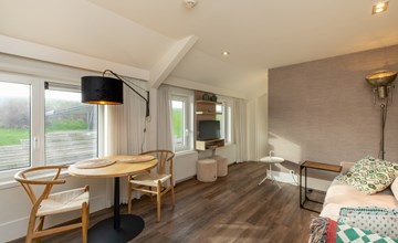 Stay in Zoutelande | Comfortable Apartment Langstraat 5A 3