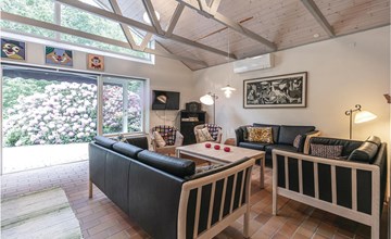 Stunning home in Aakirkeby with WiFi 2