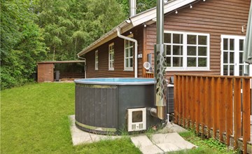 Amazing home in Thyholm with WiFi 2