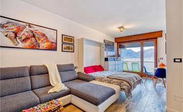 Cozy apartment in Castelletto di Brenz. 3