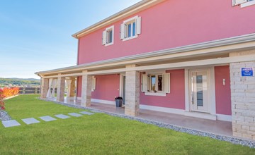 Villa Violette mit Pool nahe Stadtzentrum 3