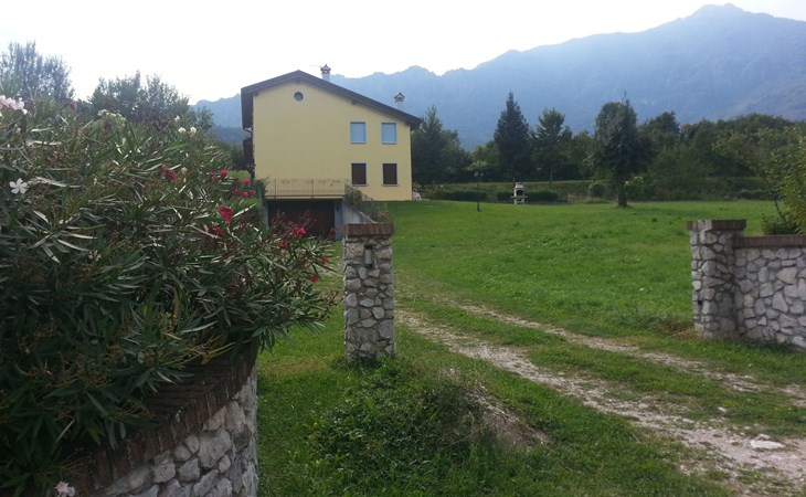 Gemütliche Ferienwohnung in Seghe mit Grill und Garten 1