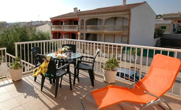 CAC-Atemberaubender Blick auf das Meer und den Strand 3