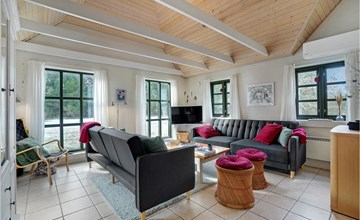 Amazing home in Ulfborg with WiFi 2