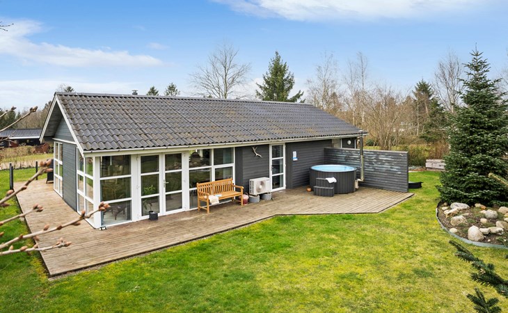 3 bedroom stunning home in Fårvang 1