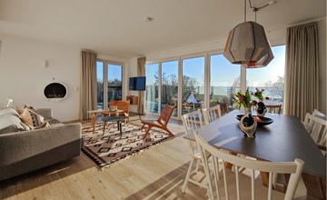 Penthouse Deluxe 2