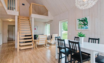 Stunning home in Holmsjö with kitchen 3