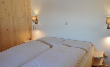 Uitzicht op de bergen met sauna 3