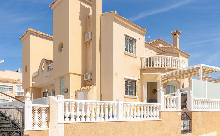 Stunning home in Orihuela Costa 1