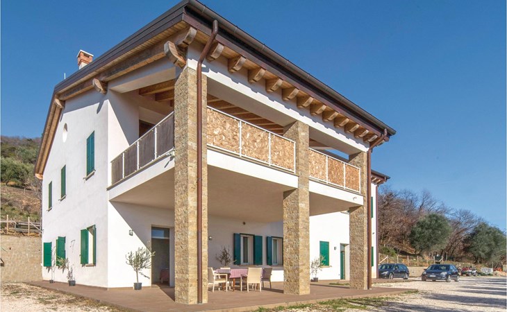 Gorgeous apartment in Valnogaredo (PD) 1