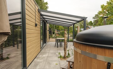 Rosendael Deluxe with hottub | 4 personen 3