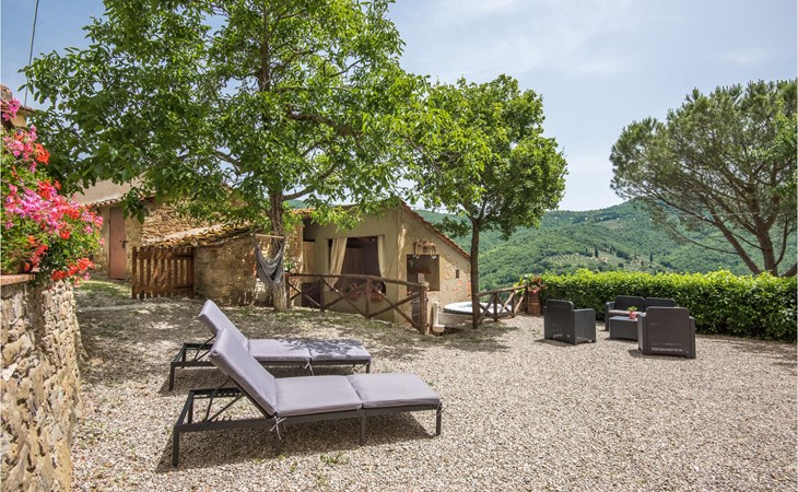 Awesome home in Castiglion Fiorentino 1