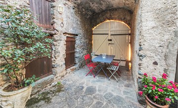 Amazing home in Berlou 2