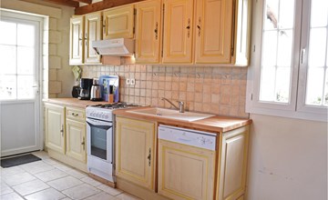 Nice home in La Cambe with kitchen 2