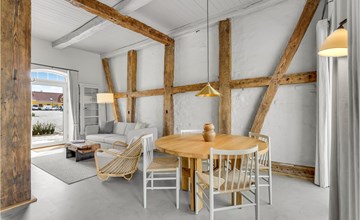 Stunning apartment in Humble with WiFi 3