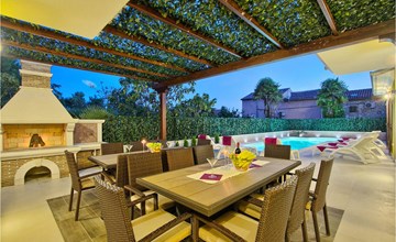 Villa Star 3