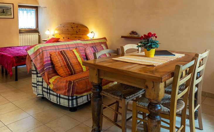 Wohnung in Riva Di Solto mit Kleinem Garten 1