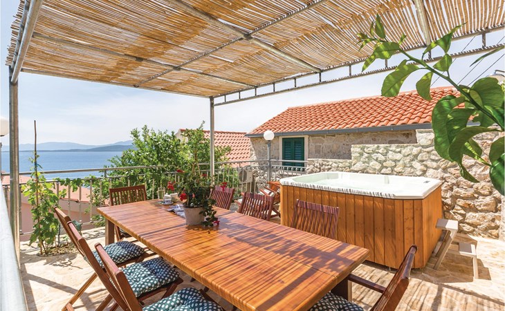 Pet friendly home in Podgora 1