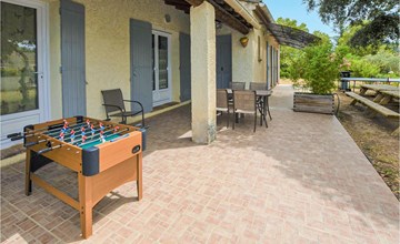 Stunning home in Mazan 2