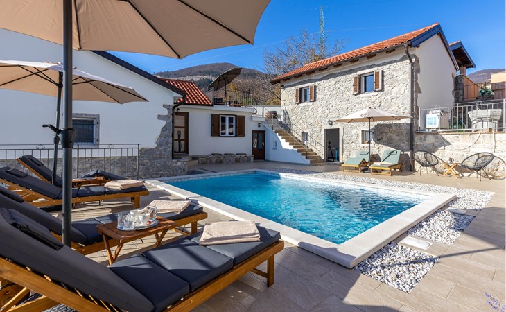 Beautiful home in Poljane 1