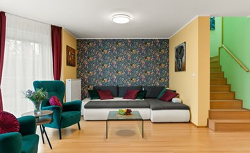 Garden & Terrace Villa 2