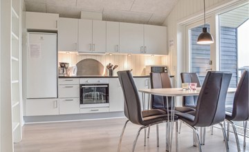 Nice home in Ringkøbing 3