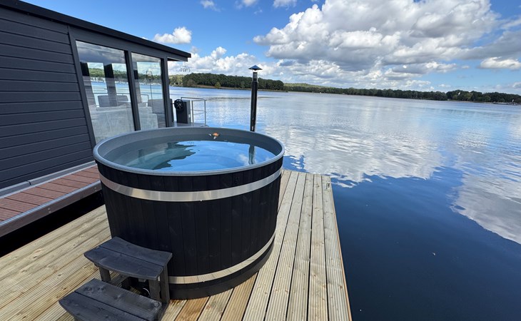 Hausboot Marina Mookerplas 4-6 Personen (mit Hot tub) 1
