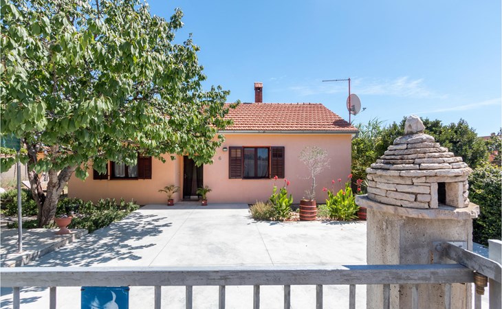 2 bedroom beautiful home in Sikici 1
