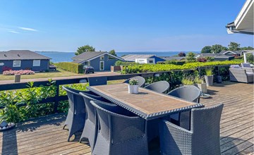 Nice home in Faaborg with house sea view 2
