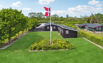 4 bedroom beautiful home in Hadsund 2