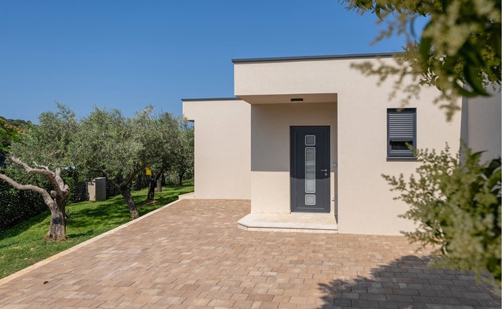 Amazing home in Vrsar with house a panoramic view 1