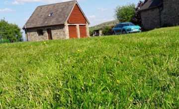 Haus in Crickadarn mit Parkplatz und Bergblick 2