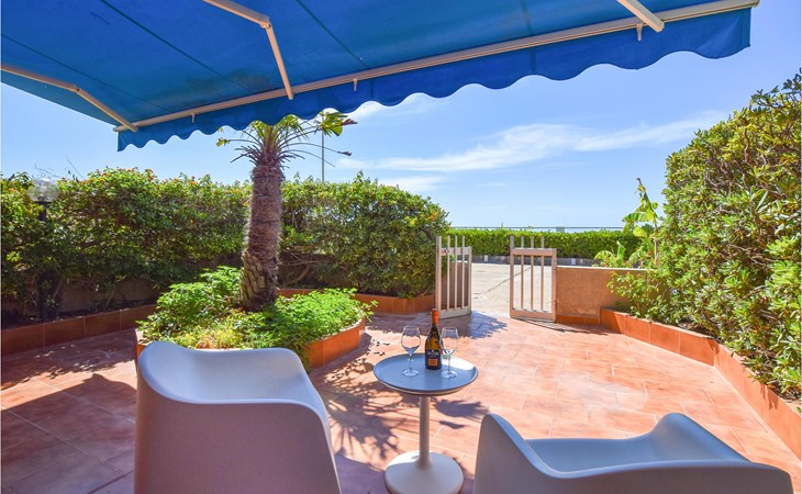 Stunning apartment in Marina di Ragusa 1