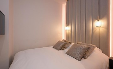 Novallure Downtown - Luxus-Suite mit Außenbereich 3