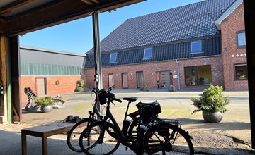 Modern eingerichtete Suite mit Terrasse 3