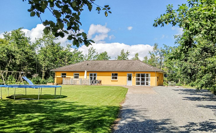 Beautiful home in Højslev with sauna 1